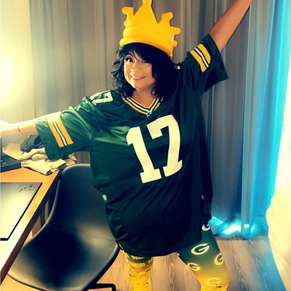 Meet your Posher, Helen - Picture 2 of 9